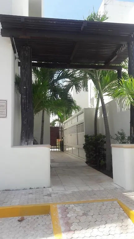 Vida Nueva Bed&Breakfast Peregrina 普拉亚卡门 2*,  墨西哥